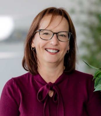 Joanne Peel