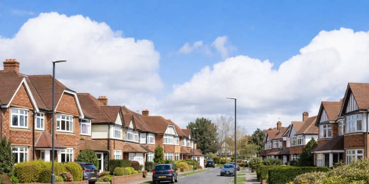 Property types & architecture hinchley wood