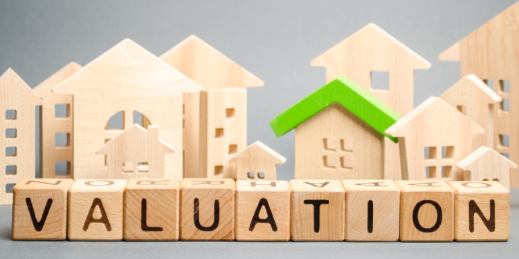 can breaking up and selling a house be easy