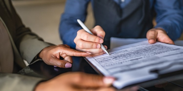 how to sell a house during a divorce